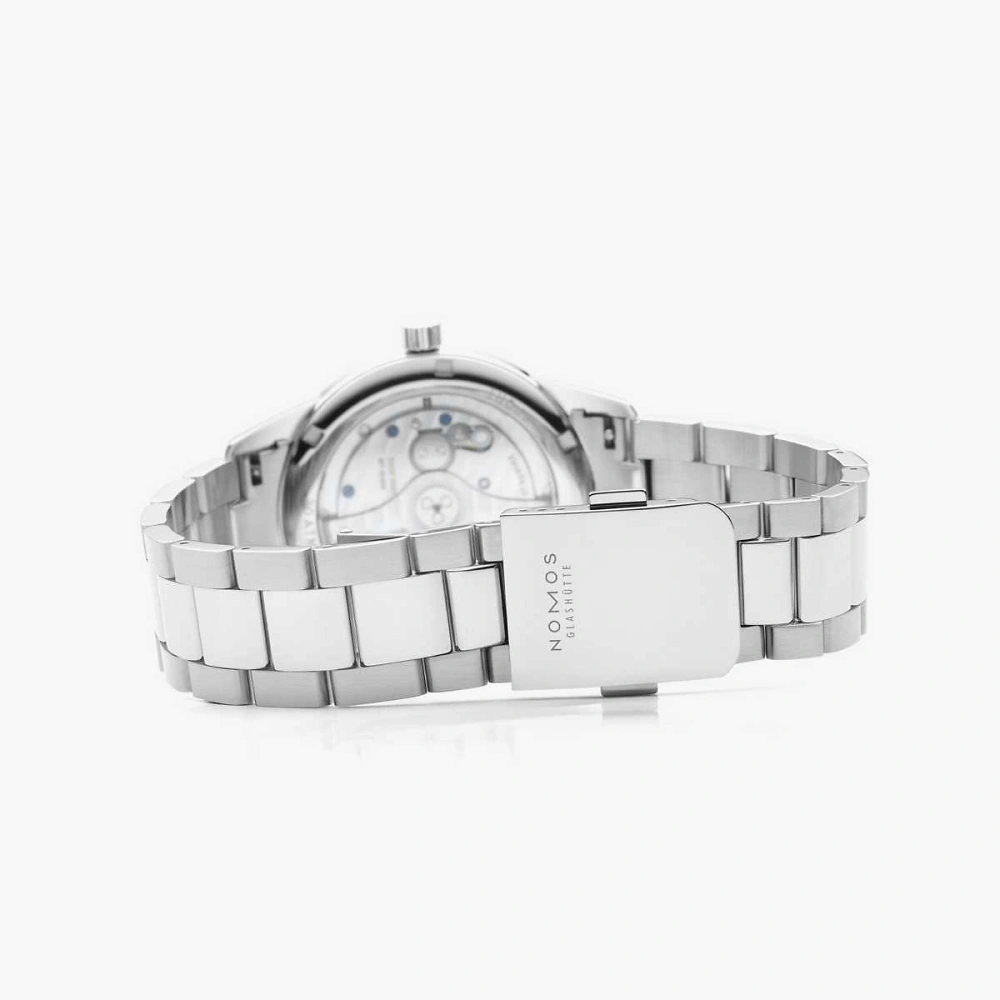 NOMOS Club Sport - neomatik 39 ember