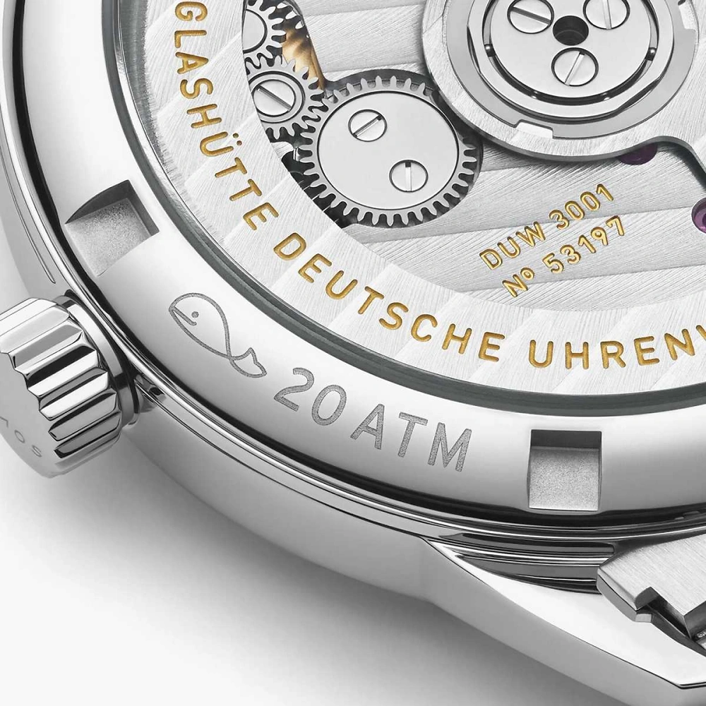 NOMOS Club Sport - neomatik 34 ros&eacute;