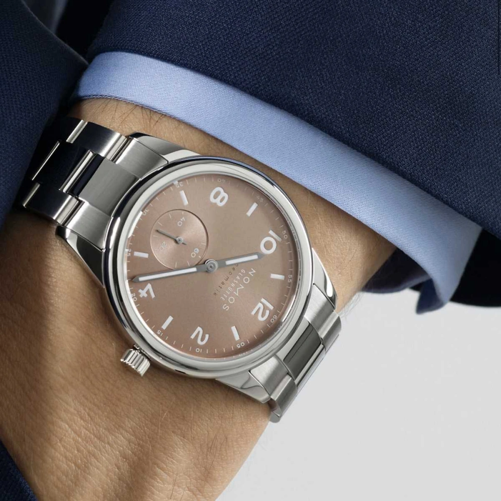 NOMOS Club Sport - neomatik 39 ember