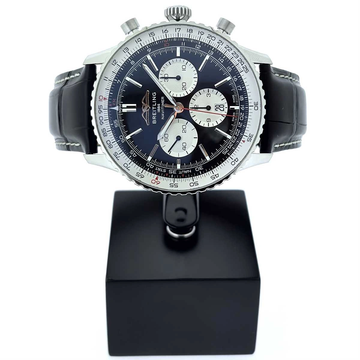 BREITLING Navitimer - 01