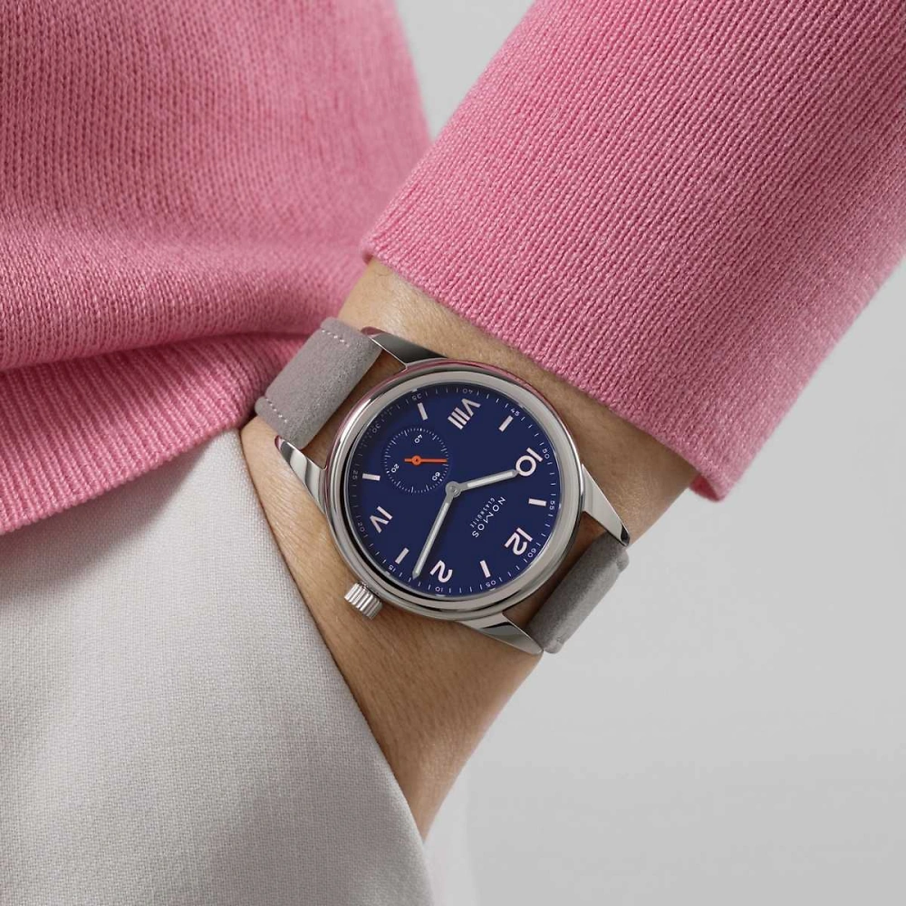 NOMOS Club Campus - night sky
