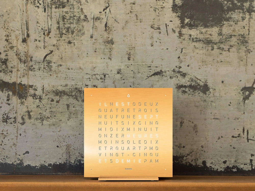 QLOCKTWO EARTH 13.5 - Creator's Edition Golden Legend