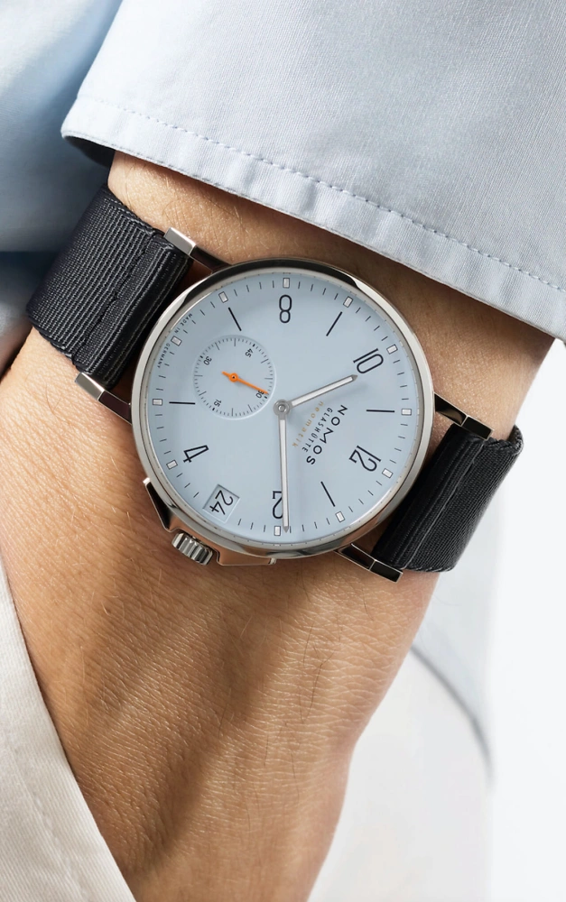NOMOS Ahoi - neomatik 38 Datum sky