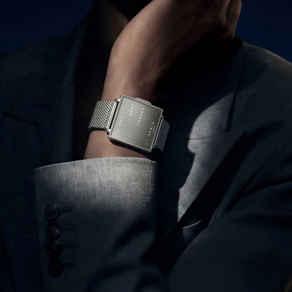QLOCKTWO Wrist - Fine Steel