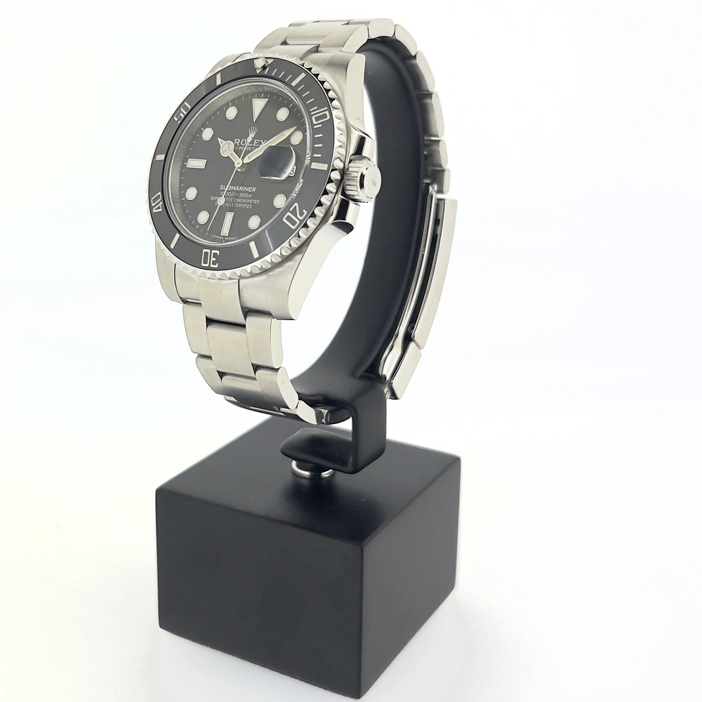 ROLEX Oyster Perpetual Date - Submariner Date