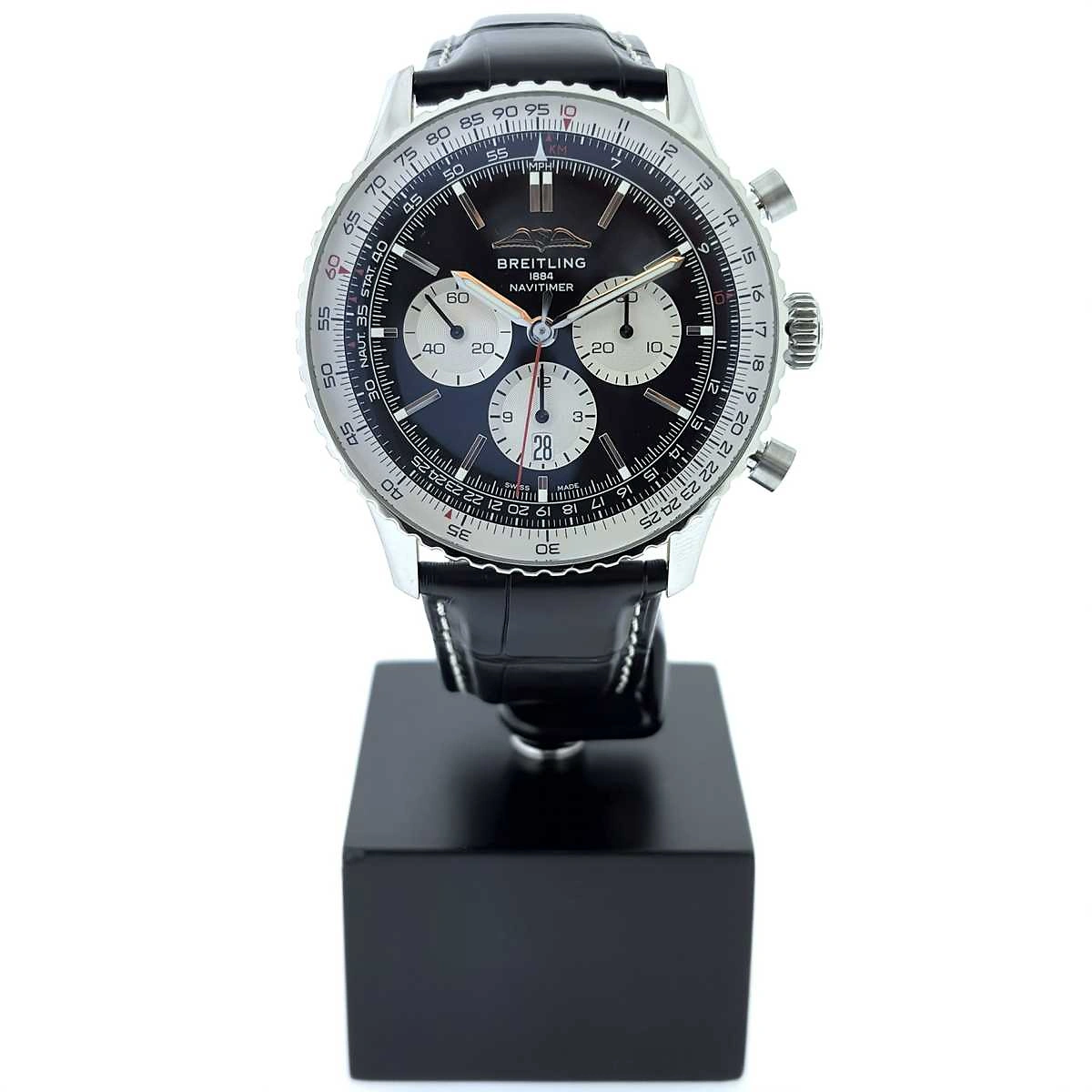 BREITLING Navitimer - 01