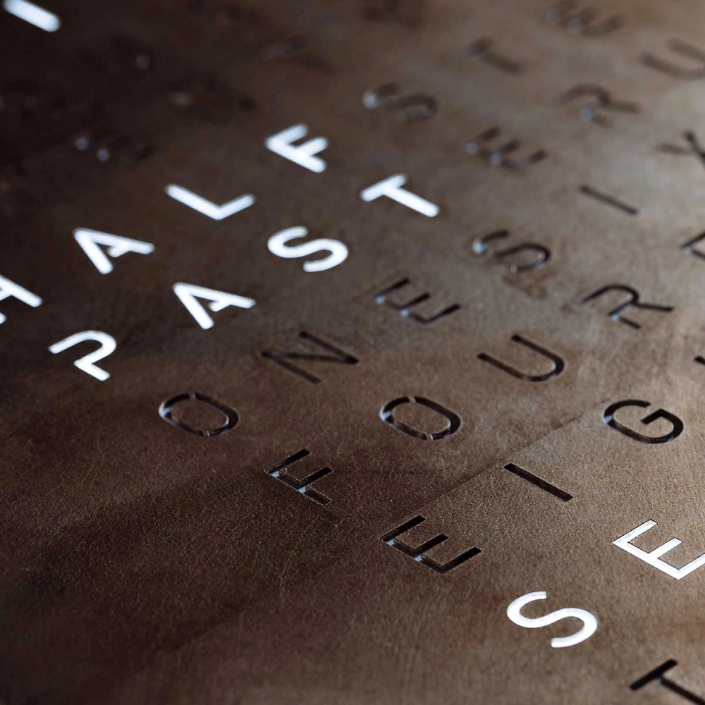 QLOCKTWO EARTH 90 - Creator's Edition Silver & Gold