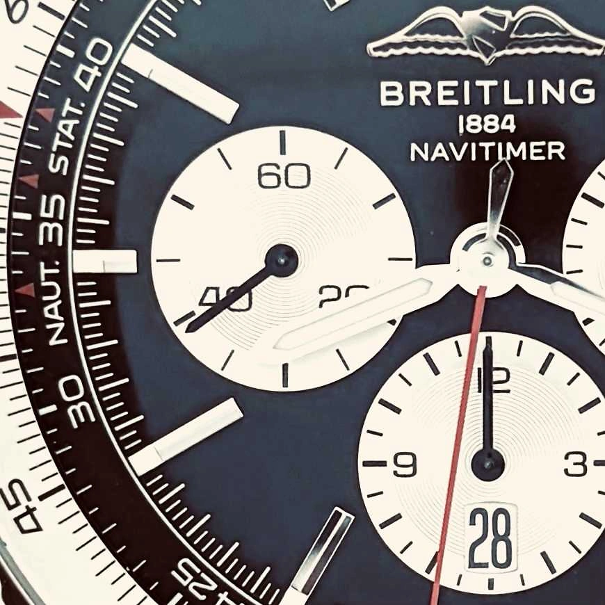 BREITLING Navitimer - 01