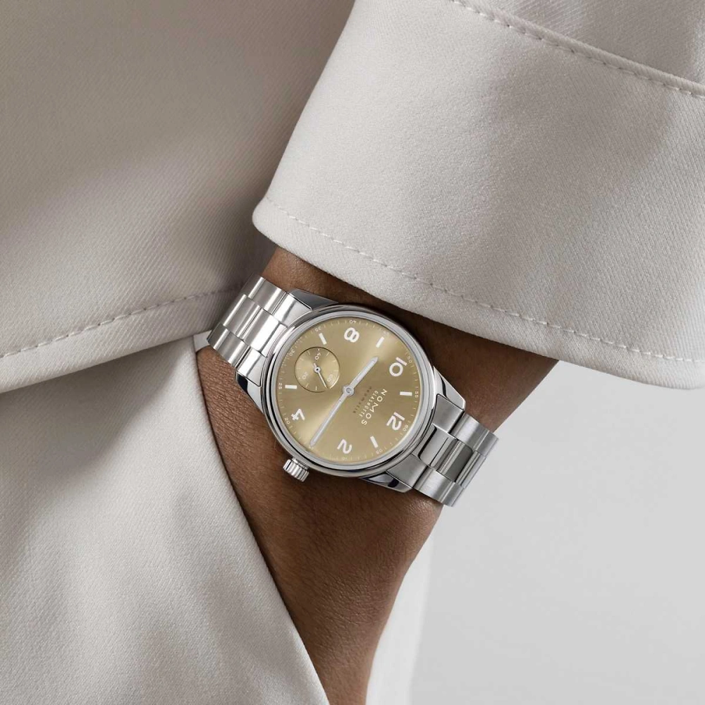 NOMOS Club Sport - neomatik 34 gold