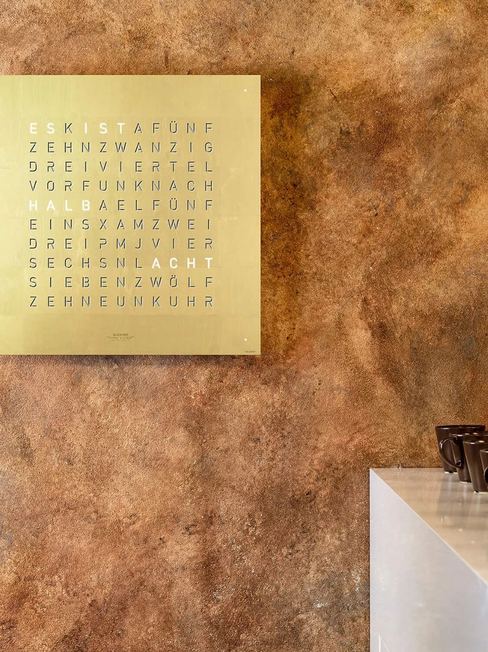 QLOCKTWO EARTH 45 - Creator's Edition Gold