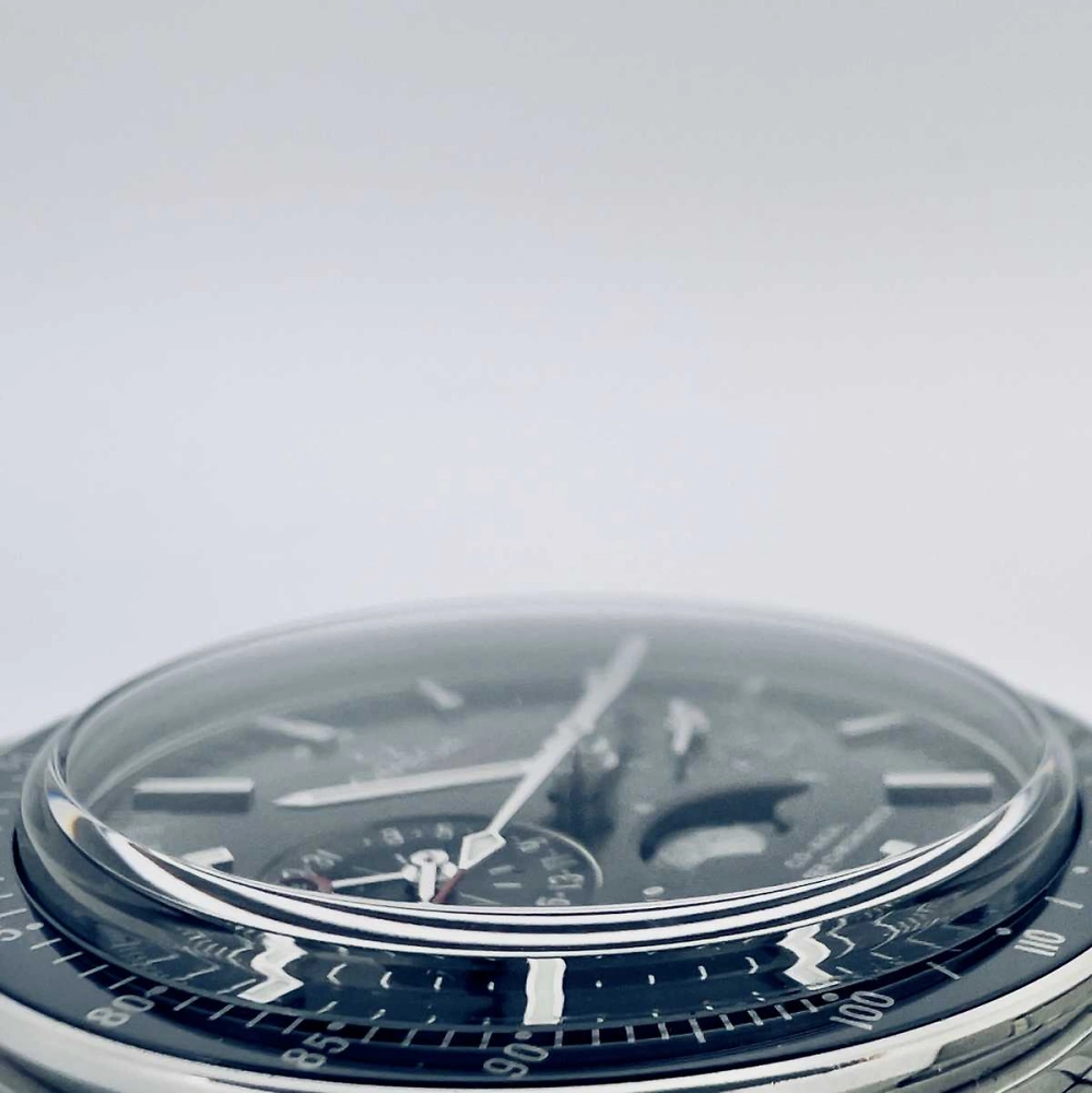 OMEGA Speedmaster - Moonphase