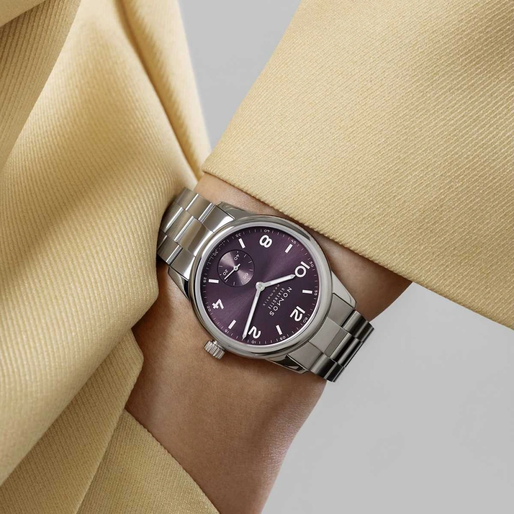 NOMOS Club Sport - neomatik 34 purple
