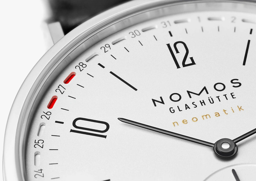 NOMOS Tangente - neomatik 41 Update