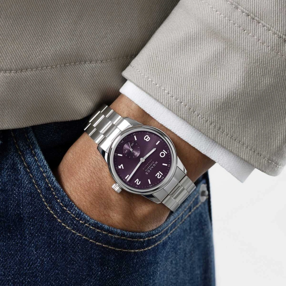 NOMOS Club Sport - neomatik 34 purple