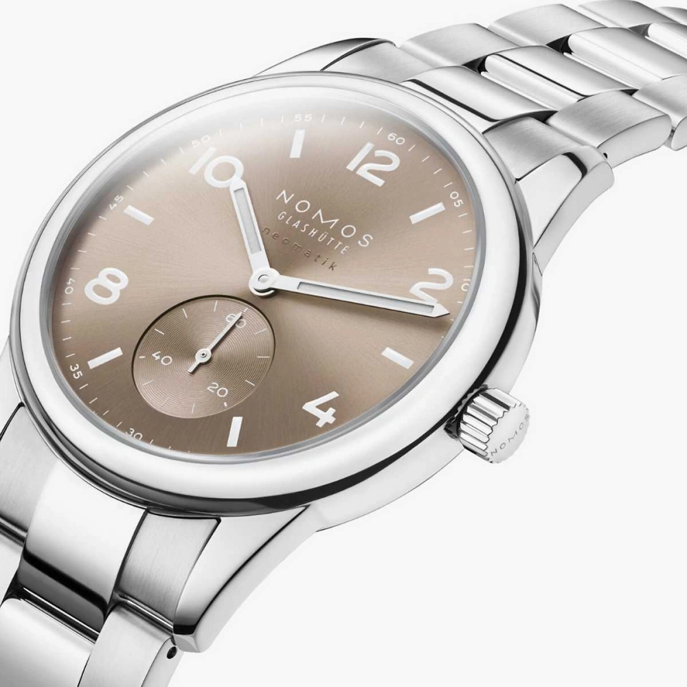 NOMOS Club Sport - neomatik 39 ember