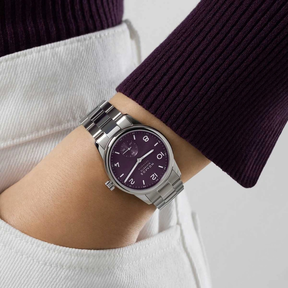 NOMOS Club Sport - neomatik 34 purple