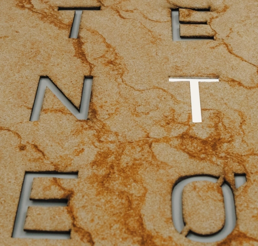 QLOCKTWO EARTH 45 - Creator's Edition Desert