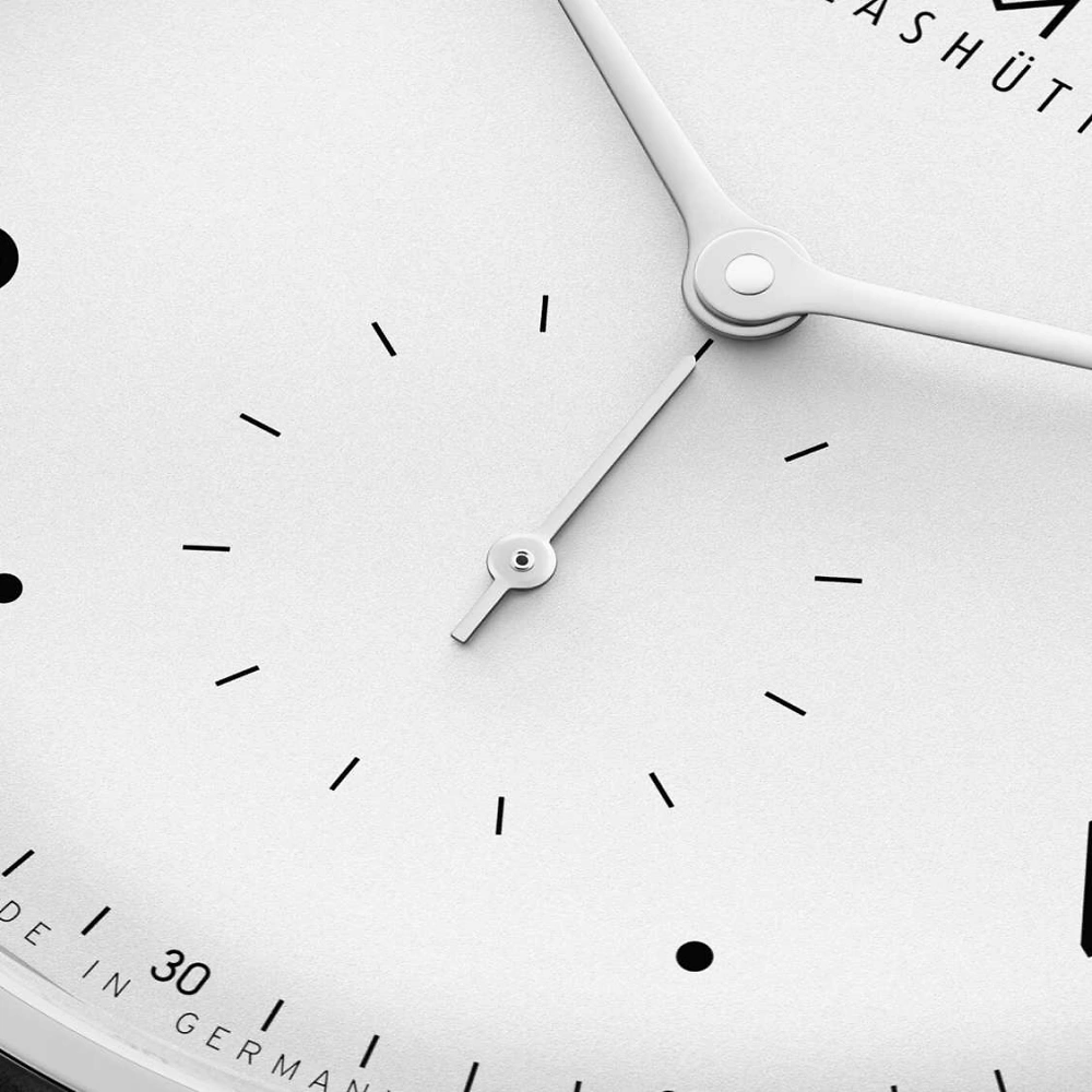 NOMOS Minimatik - 39 Datum