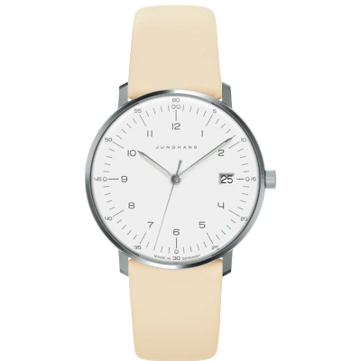 Armbanduhr im max bill Design mit schwarzem Zifferblatt, arabischen Ziffern, feinen Strichindizes, Leuchtpunkten und leuchtenden Zeigern. Mit Datumsanzeige bei 3 Uhr. Geh&auml;use aus Edelstahl, beigem Rindslederband mit Edelstahldornschliesse.